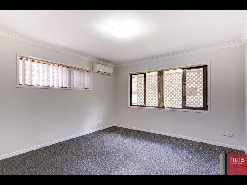 12 Bodian St, Carindale QLD 4152
