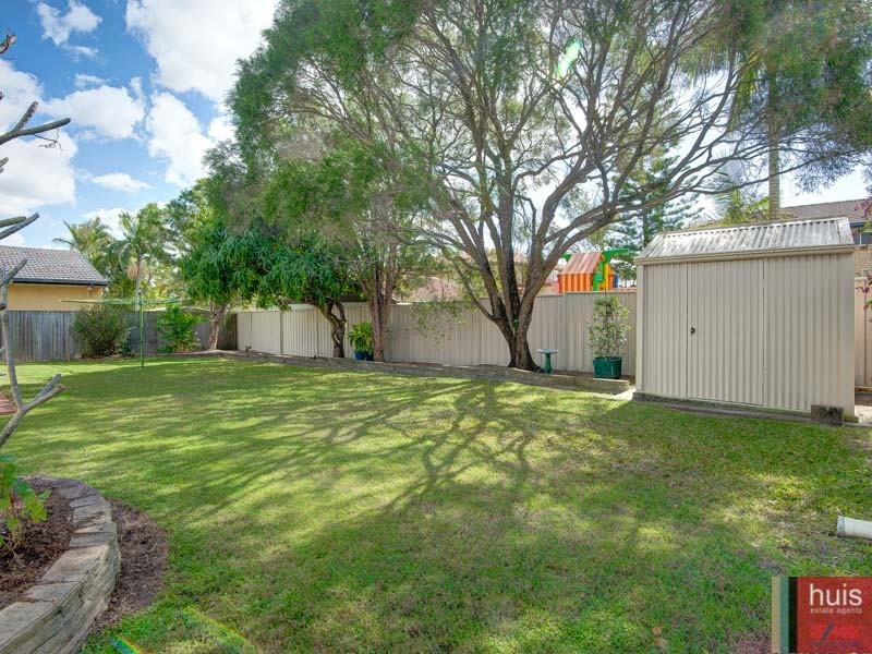 12 Bodian St, Carindale QLD 4152