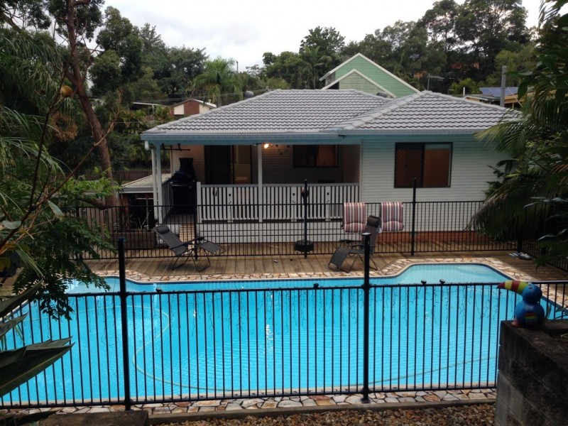 10 Yeerinbool Court, Arana Hills QLD 4054