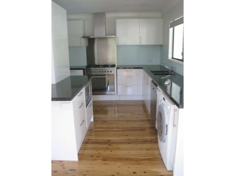 10 Yeerinbool Court, Arana Hills QLD 4054