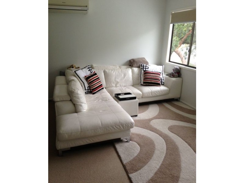 10 Yeerinbool Court, Arana Hills QLD 4054