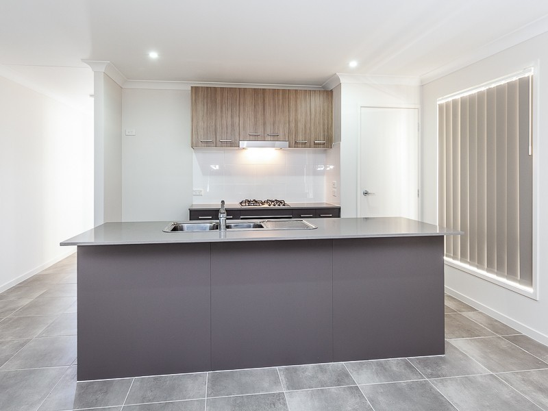 62 Canopus Street, Bridgeman Downs QLD 4035