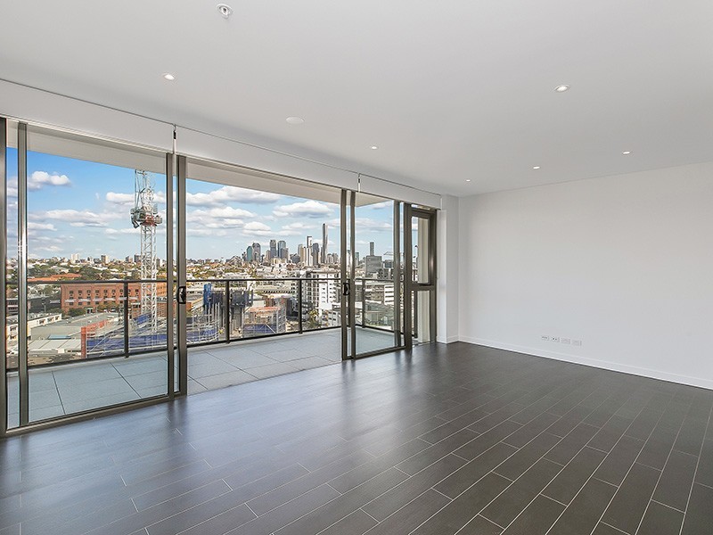 1127/12 Longland Street, Newstead QLD 4006