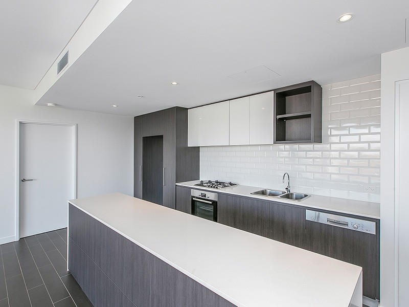 1127/12 Longland Street, Newstead QLD 4006