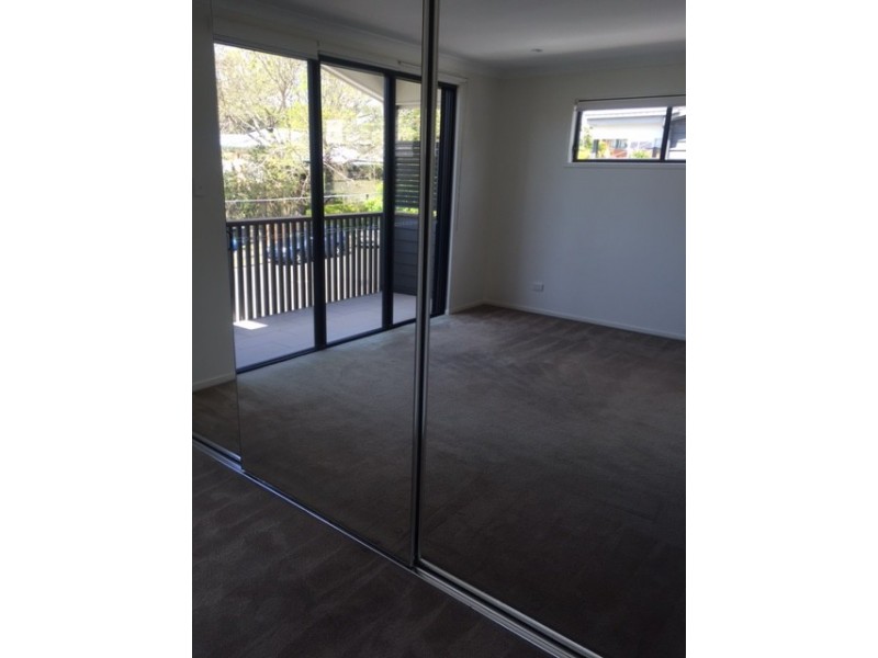 2/24-26 Querrin St, Yeronga QLD 4104