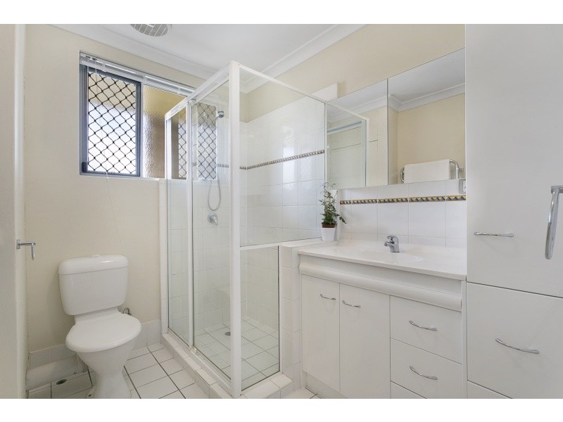 4/80 Sylvan Road, Toowong QLD 4066