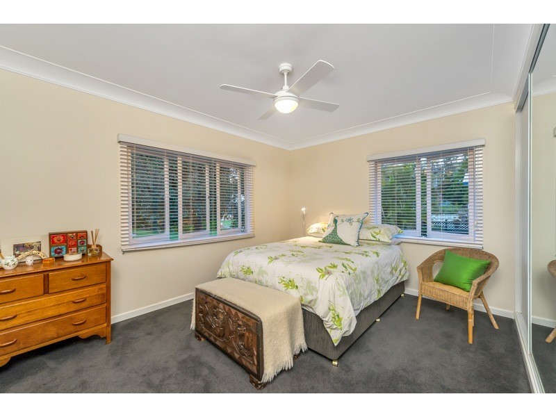 16 Dandaloo Street, The Gap QLD 4061