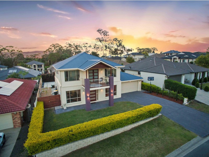 33 Degas Street, Forest Lake QLD 4078