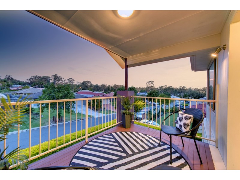 33 Degas Street, Forest Lake QLD 4078