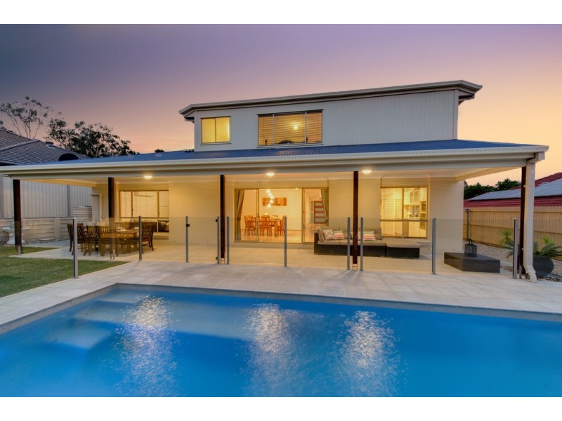 33 Degas Street, Forest Lake QLD 4078