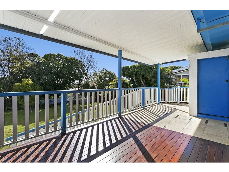 7 Stanley Street, North Booval QLD 4304