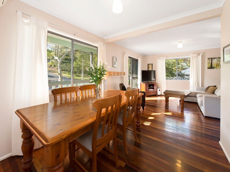 53 Cassandra Street, Chapel Hill QLD 4069