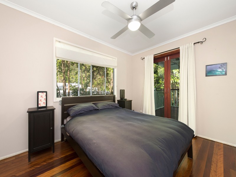 53 Cassandra Street, Chapel Hill QLD 4069