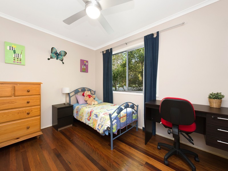 53 Cassandra Street, Chapel Hill QLD 4069