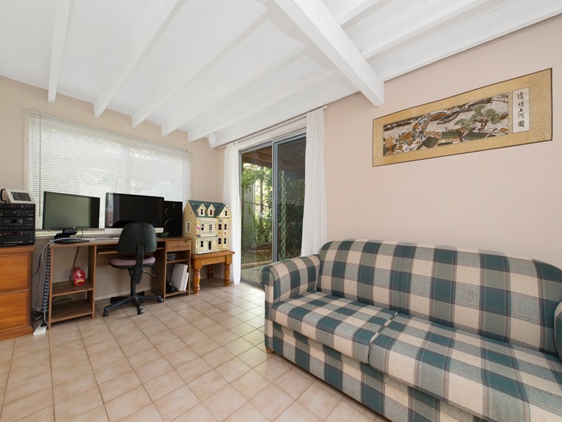 53 Cassandra Street, Chapel Hill QLD 4069