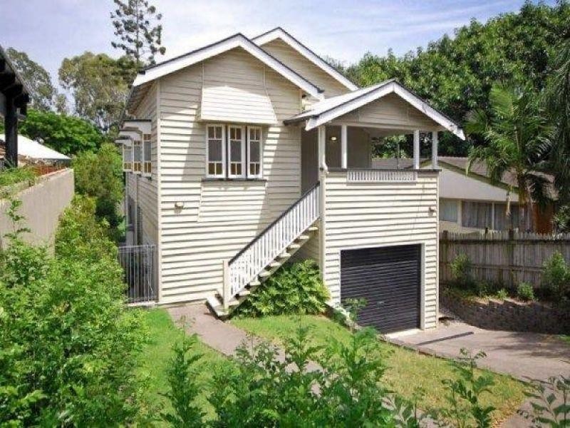 42 Shaw Road, Wooloowin QLD 4030