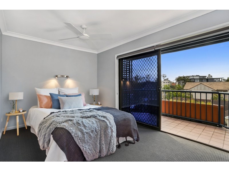 4/22 Mitre Street, St Lucia QLD 4067