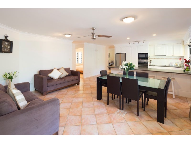 26 Oldfield Place, Brookfield QLD 4069