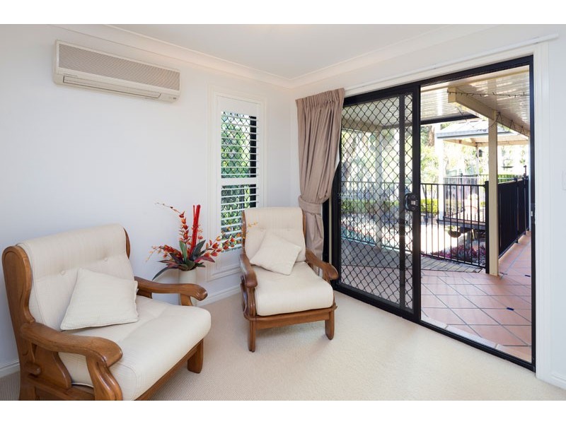 26 Oldfield Place, Brookfield QLD 4069