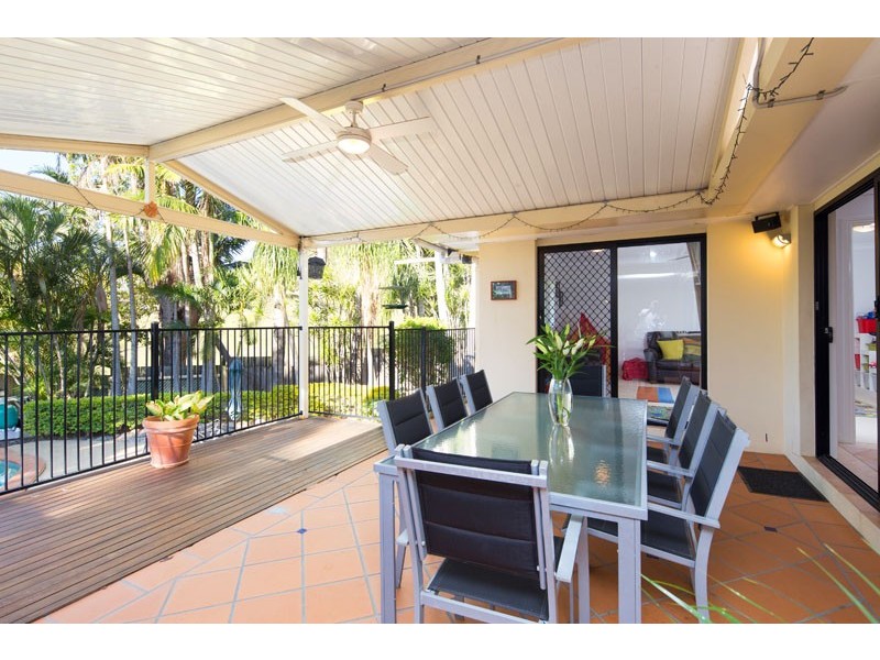 26 Oldfield Place, Brookfield QLD 4069