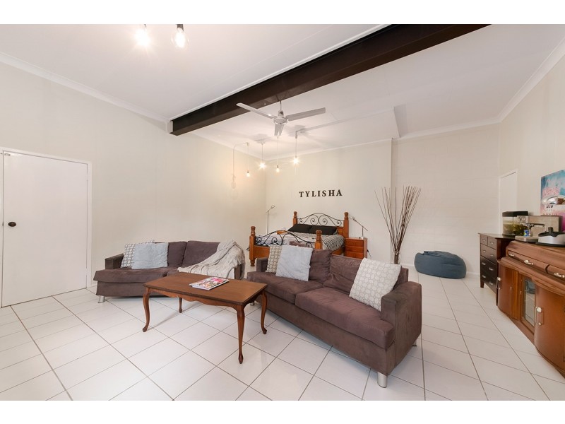 31 Fairweather Street, Kenmore QLD 4069