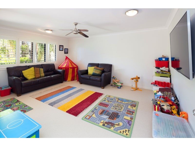 26 Oldfield Place, Brookfield QLD 4069