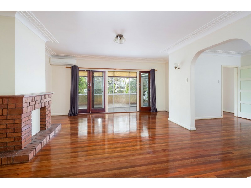 951 Moggill Rd, Kenmore QLD 4069