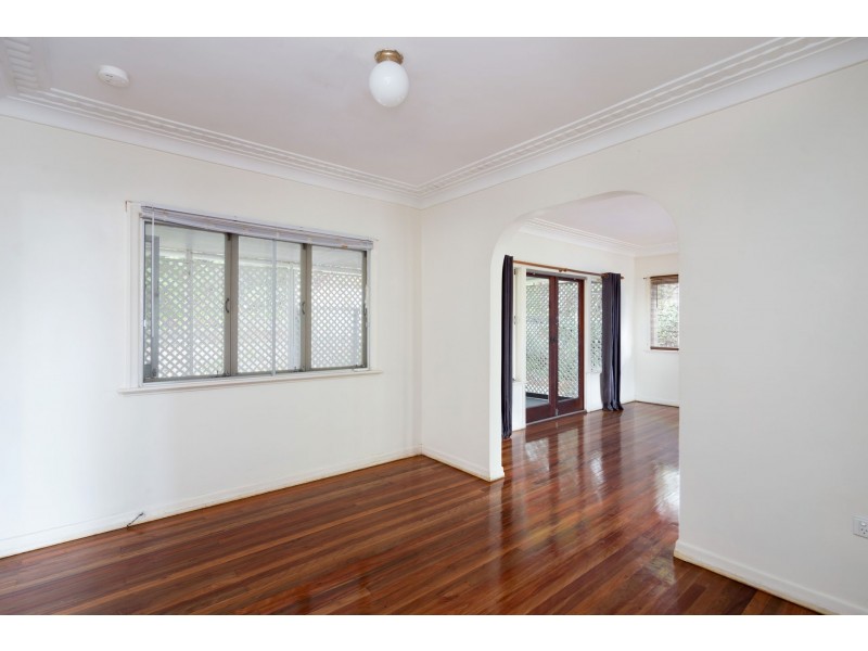 951 Moggill Rd, Kenmore QLD 4069