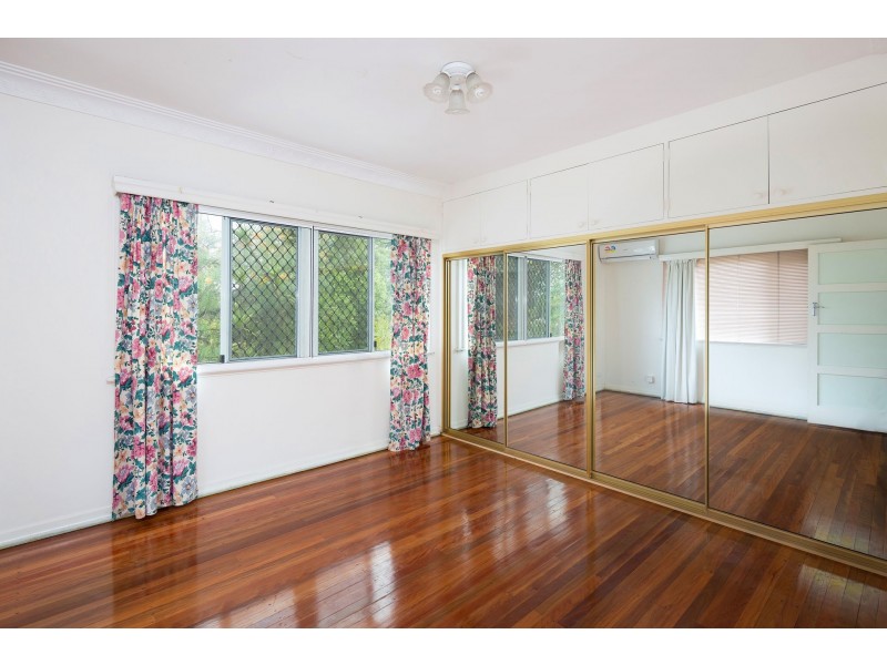 951 Moggill Rd, Kenmore QLD 4069