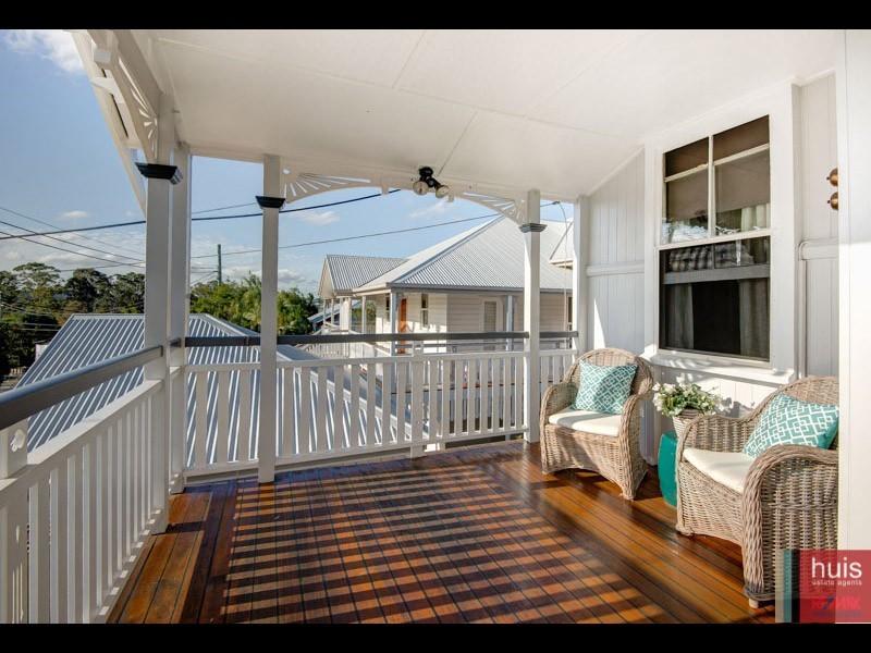 25 Uxbridge St, Grange QLD 4051