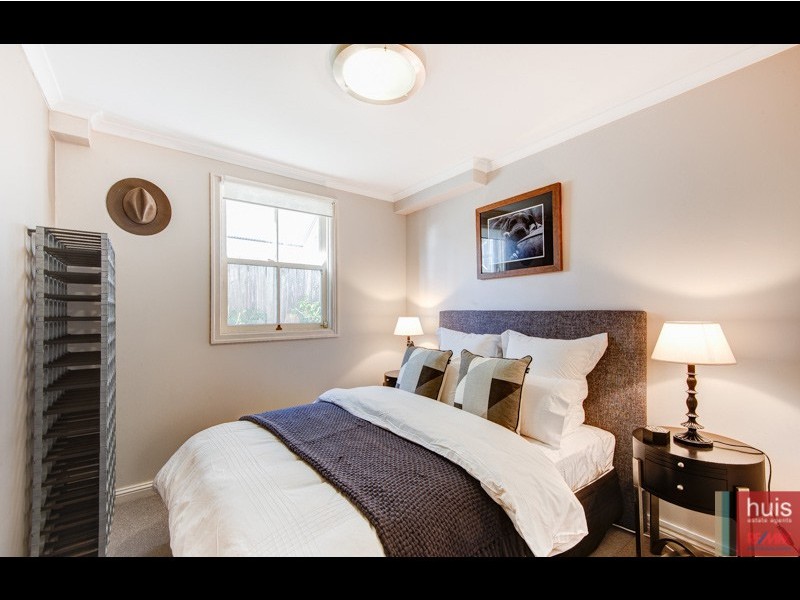 25 Uxbridge St, Grange QLD 4051