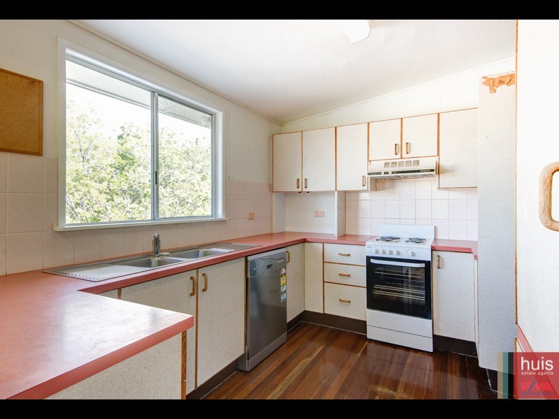 14 Hull St, Carina QLD 4152