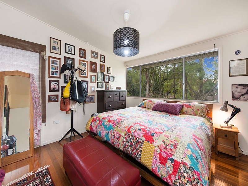 22 Jenkinson St, Indooroopilly QLD 4068