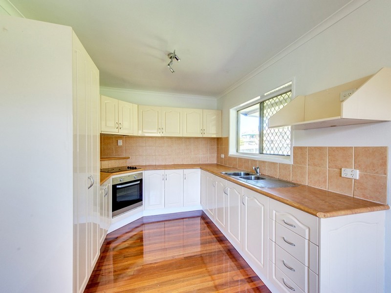 13 Mcinnerney Street, Collingwood Park QLD 4301