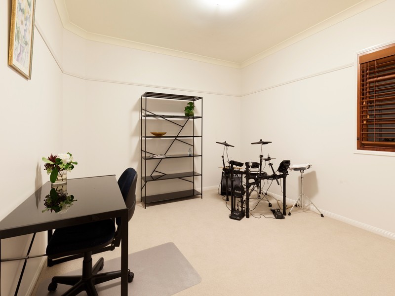 11 Steege Street, Ashgrove QLD 4060