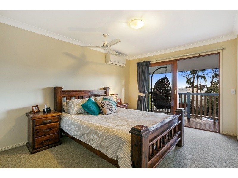 70 York Street, Indooroopilly QLD 4068