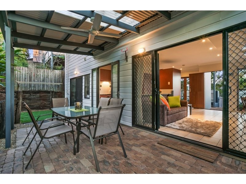 70 York Street, Indooroopilly QLD 4068