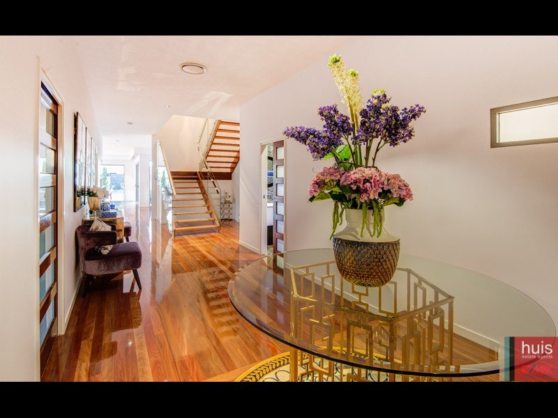 21 Nichols Street, Gumdale QLD 4154