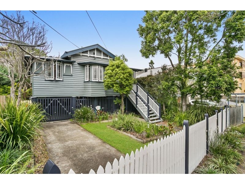 28 Newdegate Street, Greenslopes QLD 4120