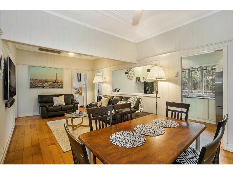 28 Newdegate Street, Greenslopes QLD 4120