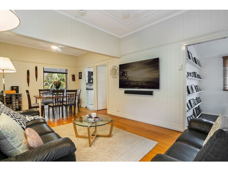 28 Newdegate Street, Greenslopes QLD 4120