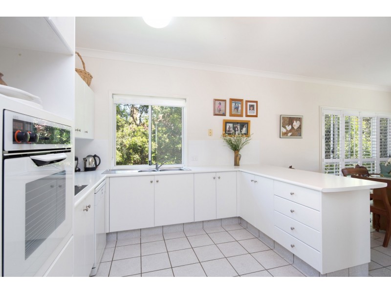 138 Mirbelia Street West, Kenmore Hills QLD 4069