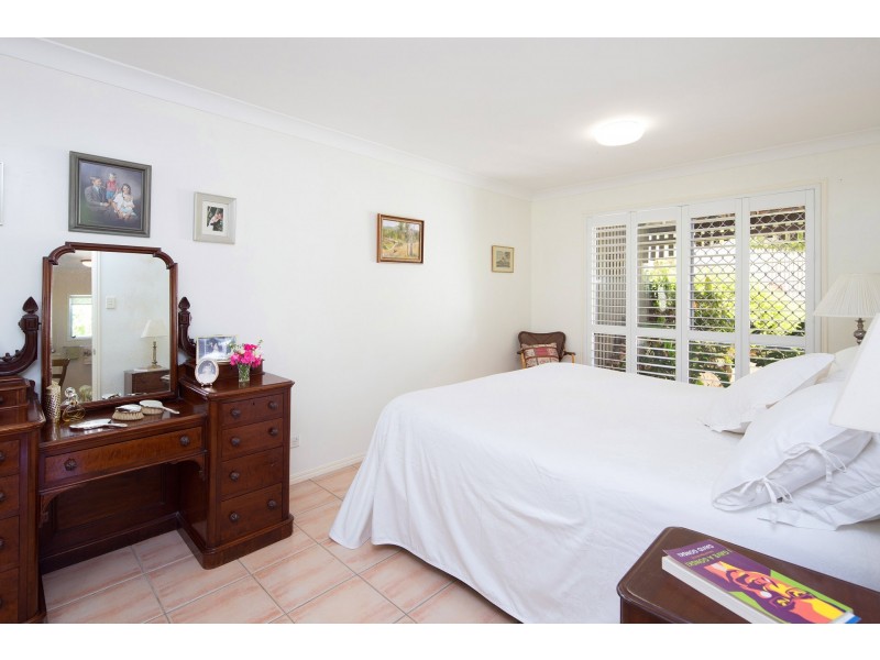 138 Mirbelia Street West, Kenmore Hills QLD 4069