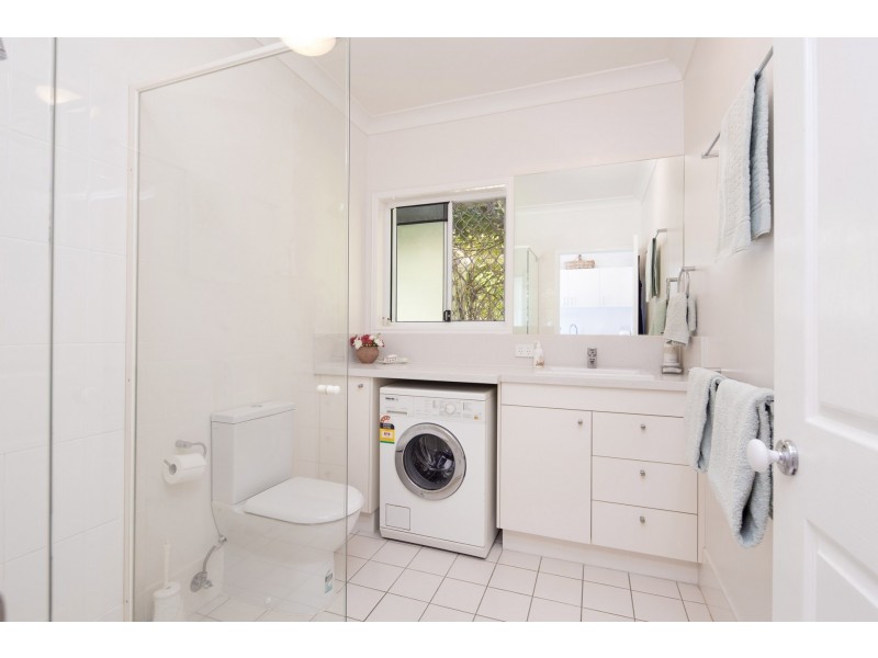 138 Mirbelia Street West, Kenmore Hills QLD 4069