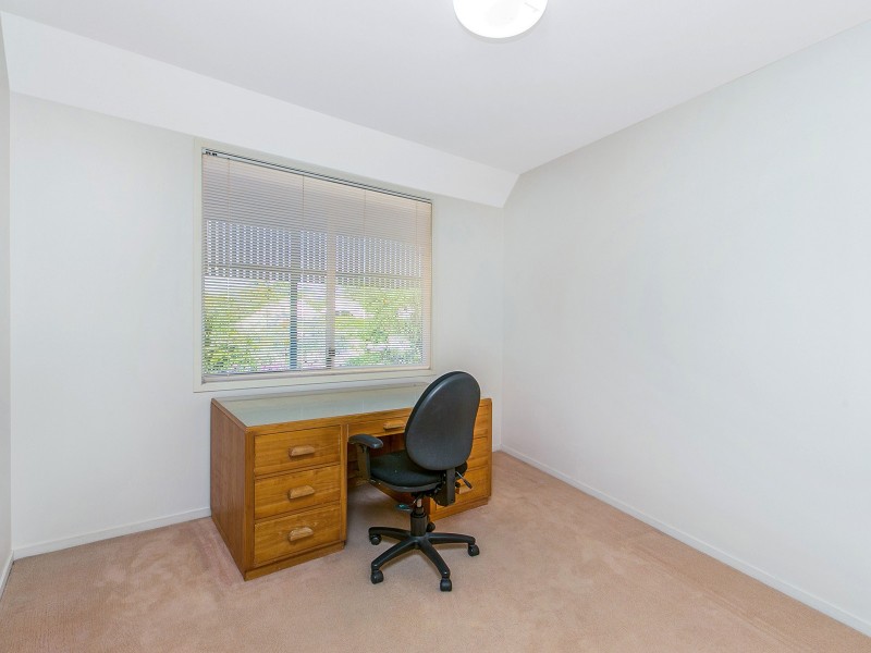 3 Satinwood Court, Bardon QLD 4065
