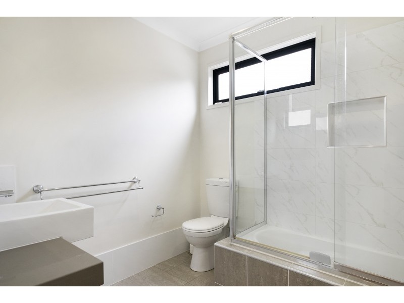 2/24-26 Querrin St, Yeronga QLD 4104