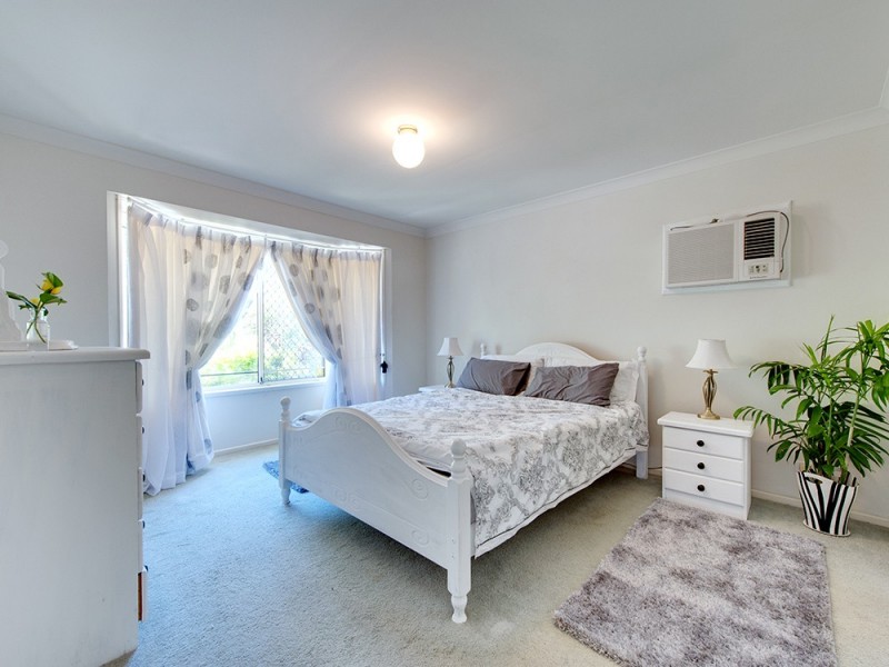 32 Collingrove Place, Forest Lake QLD 4078