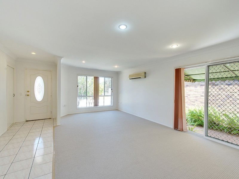 18 Collina Crescent, Forest Lake QLD 4078