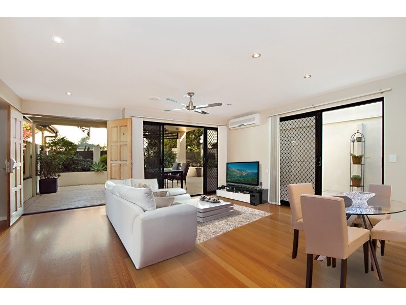 4/37 Sandford Street, St Lucia QLD 4067