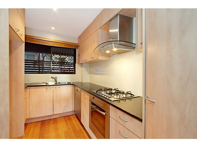 4/37 Sandford Street, St Lucia QLD 4067